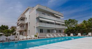 Appartamenti Holiday Club - Alba Adriatica (TE)