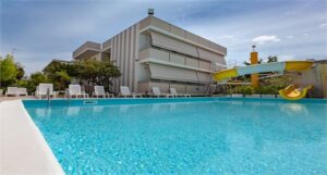 Appartamenti Holiday Club - Alba Adriatica (TE)